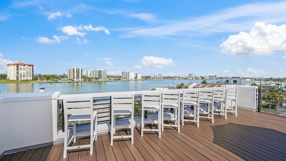 Sapphire Shores in Clearwater Beach