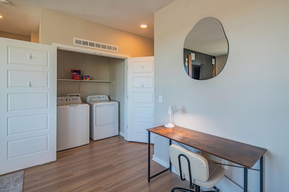ROVE LIVING/KL - Alta North Central