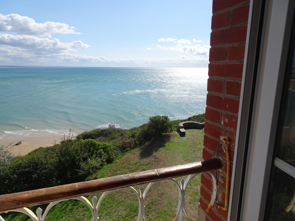 Villa in Normandy With Beach Access