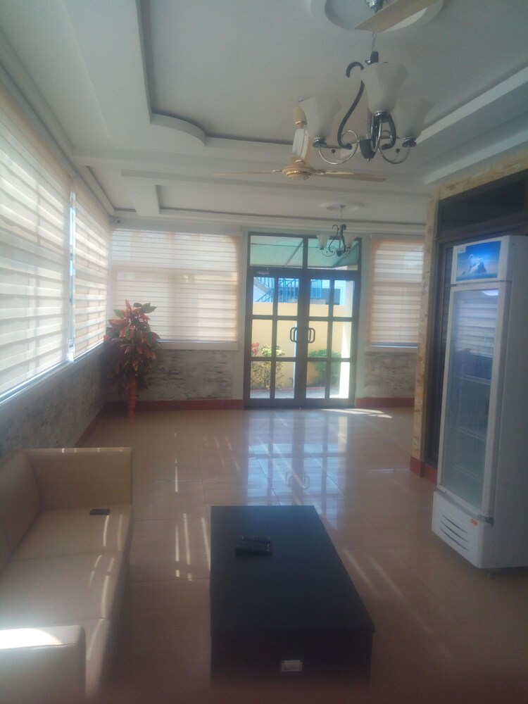 Ama Serwaa Lodge