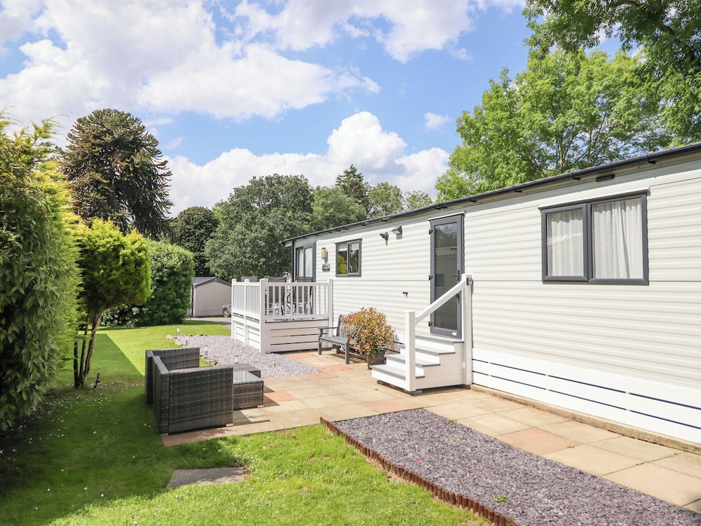 Woodlands Lodge