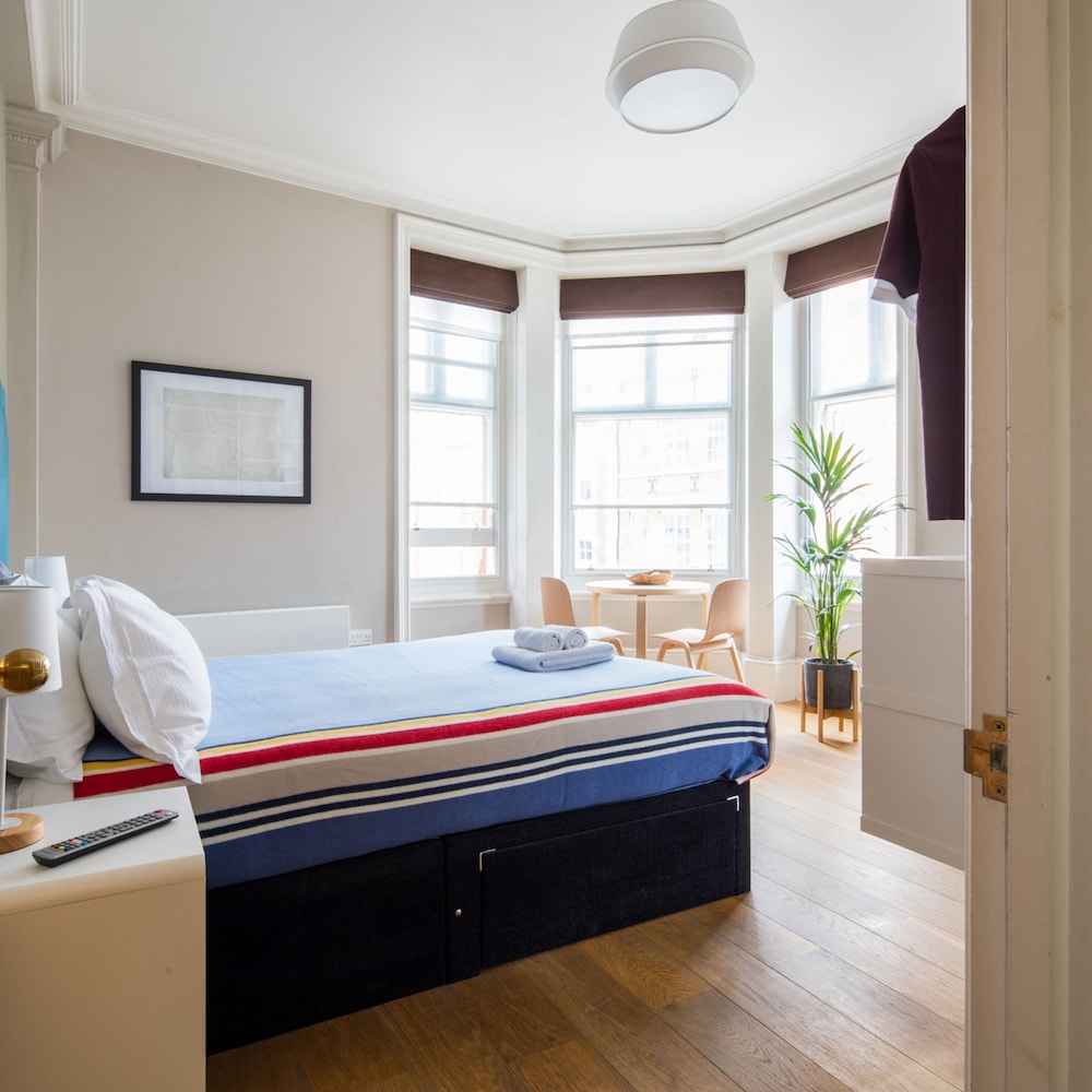 Cool Covent Garden Studio - Netflix Nespresso