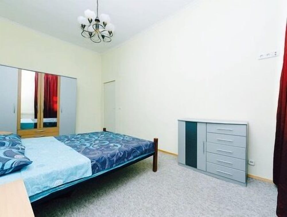 Hotrent Pechersk Arsenal