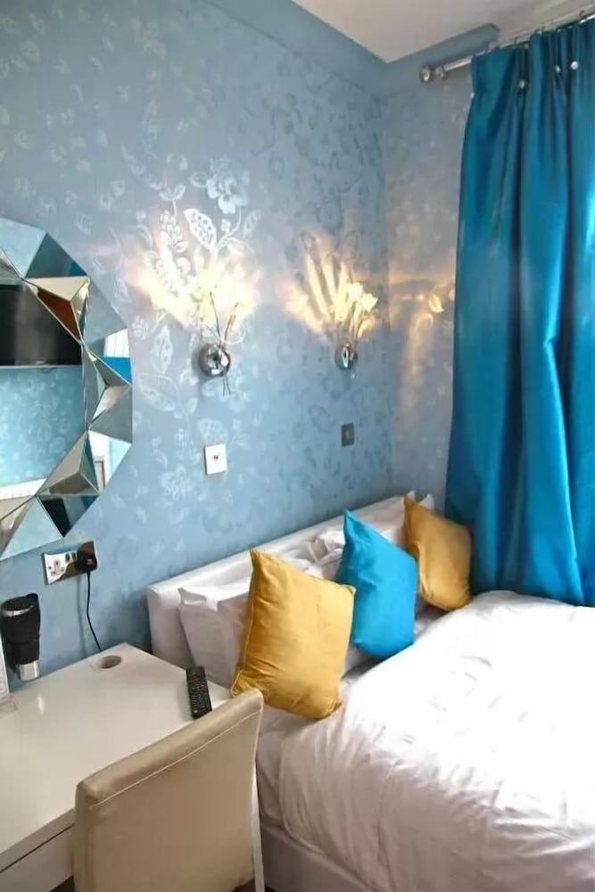 Crompton Guest House, photo 24