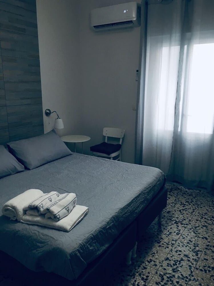 Catania Vacations - Casa Gioieni - Property Image 12