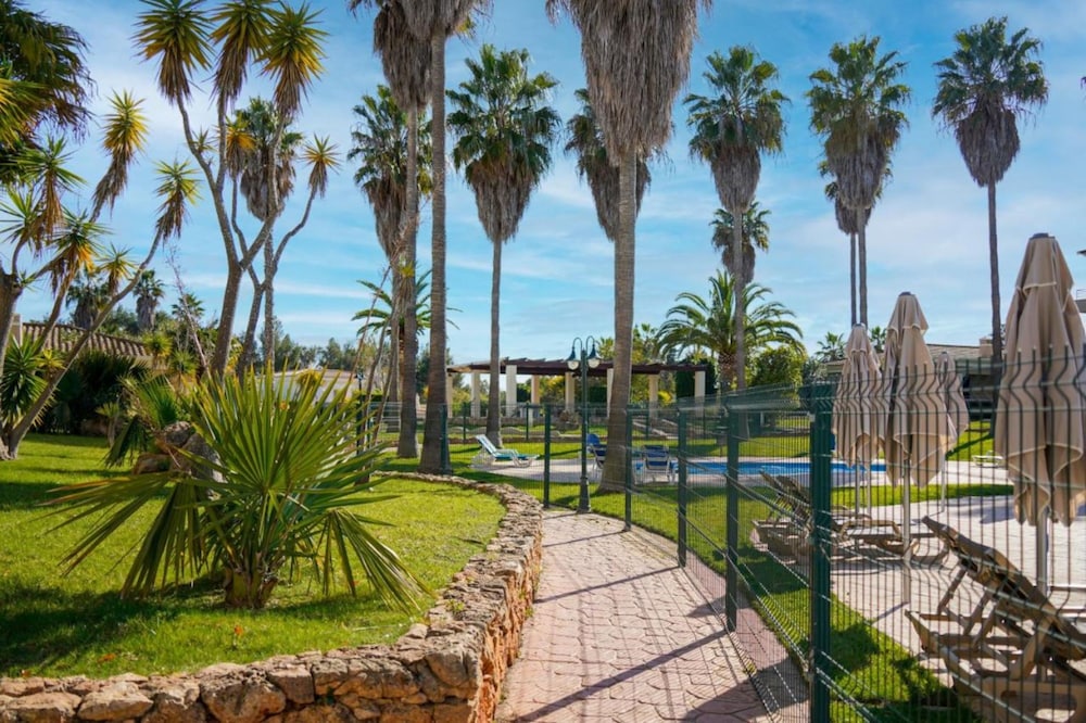 VP Flat With Balcony and Pool View