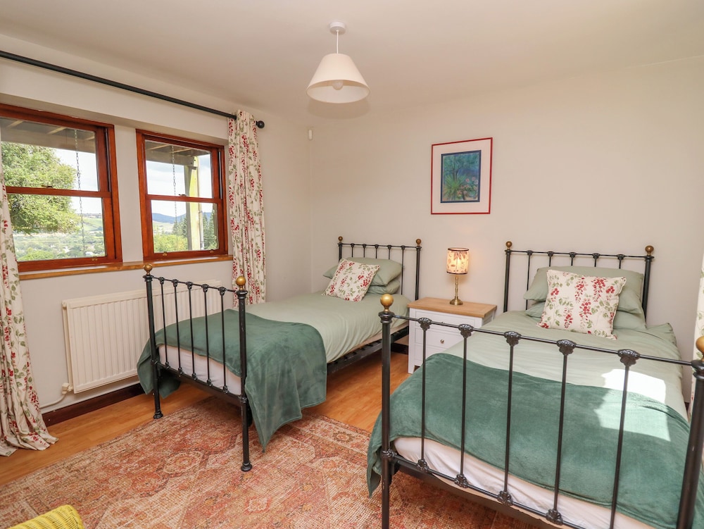 Oak Apple Cottage