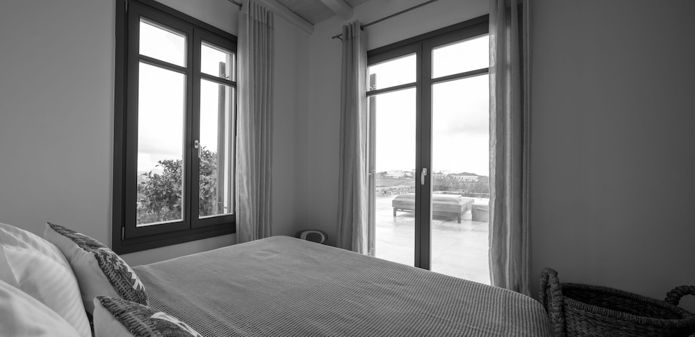 Myconian Platinum Senior Villa view 4