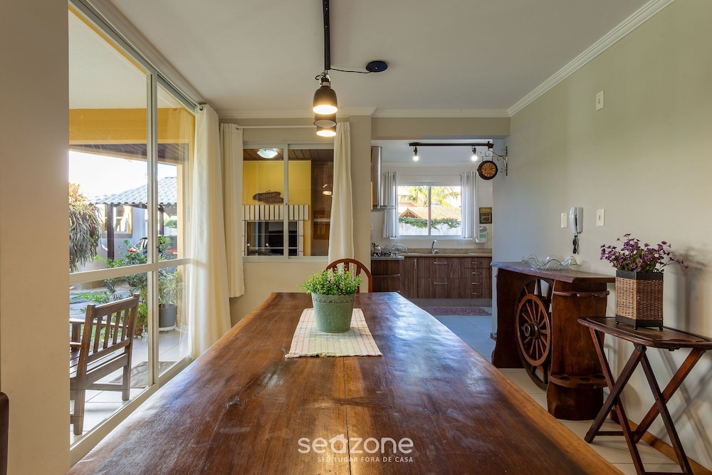 House in Condo w/ Pool, 300m From the Beach Ali024