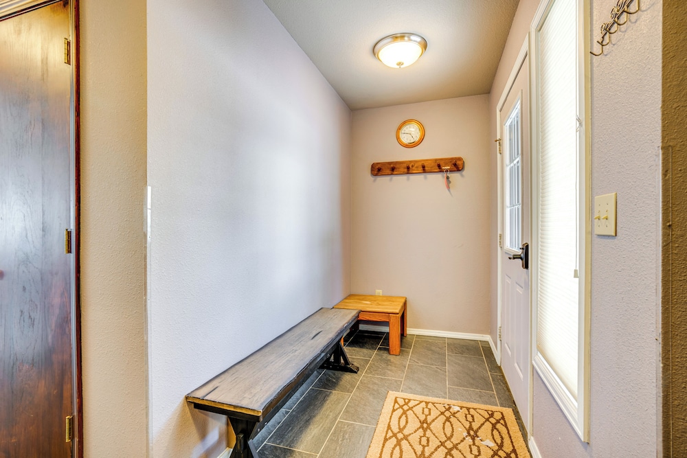 Home w/ Mtn Views in Frisco: Near 3 Ski Resorts!