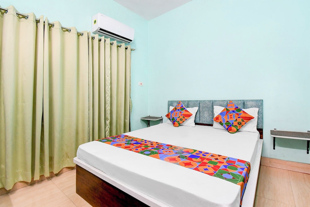 Fabhotel Rb Palace