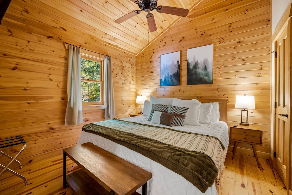 Eagle Nest Lodge Hot Tubs Mountain Views