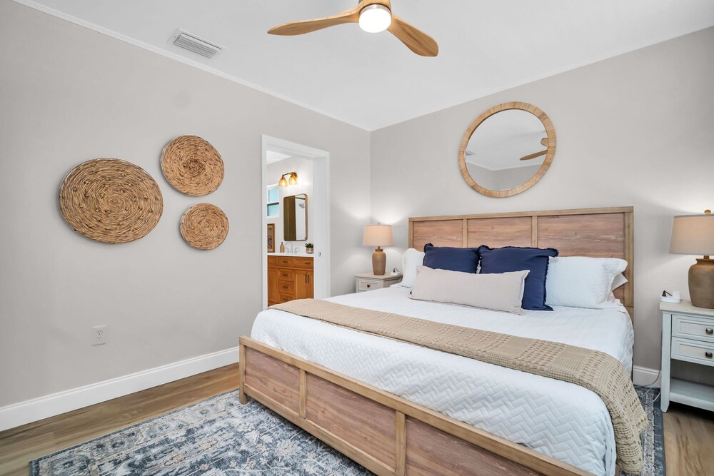 NEW Beach Envy 4BR Pool Spa Steps From Sand
