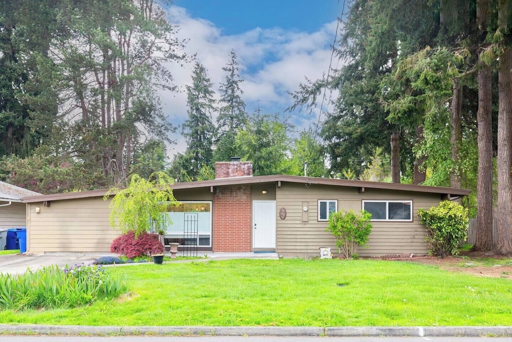 Bellevue Work & Relax Near Downtown