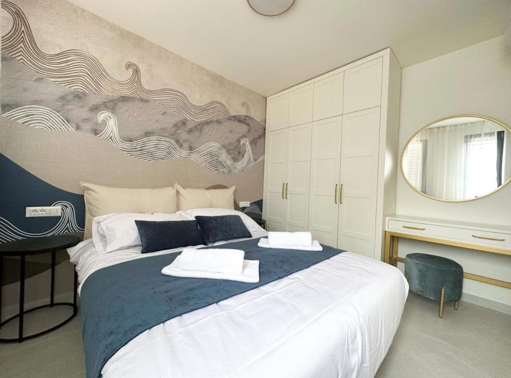 Leonarda Waterfront Residences