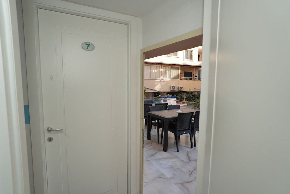 Enles Hotel