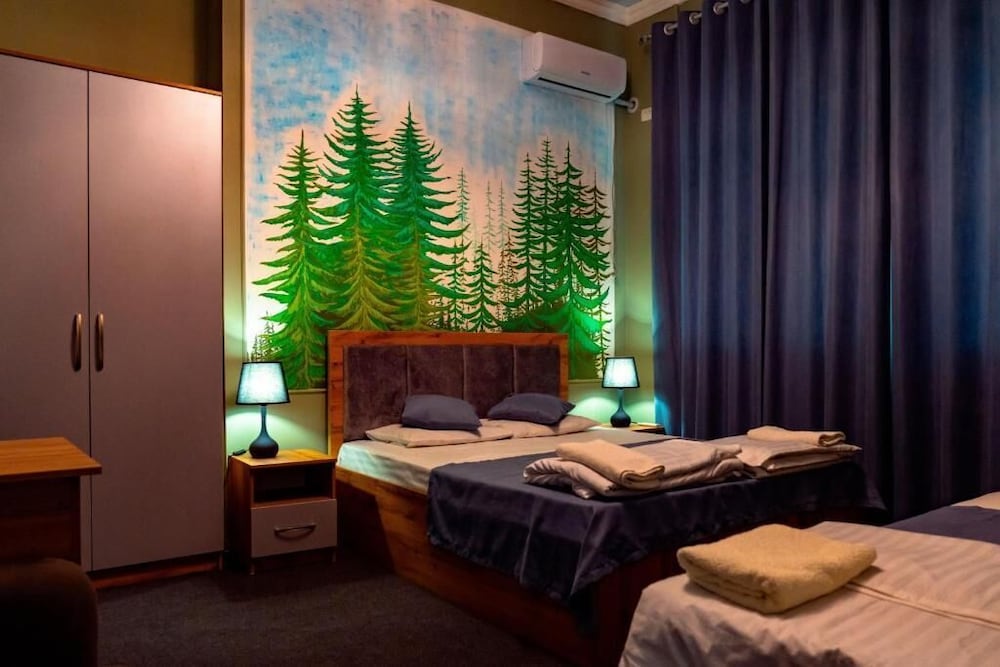 Light Hostel