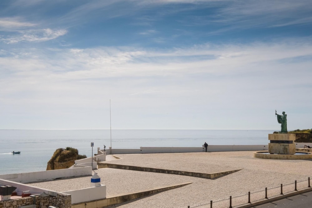 Apartment High-speed Internet A C 50m From Beach Sea View Rlag54 view 5