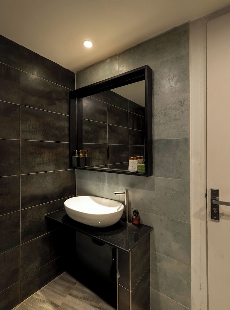 Pha Boutique House