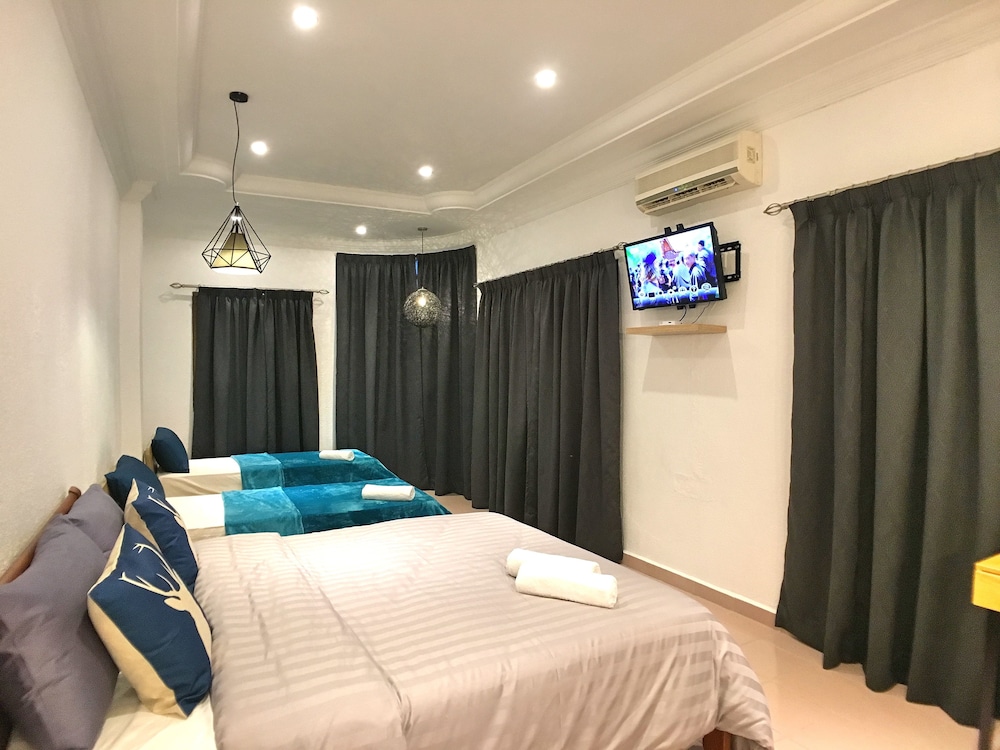 iBook9 Deluxe Family Suite by iBook Homestay