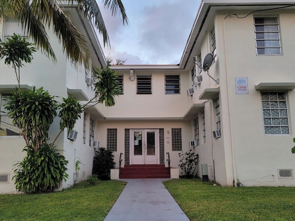 Little Havana 2BR Near Brickell & Midtown