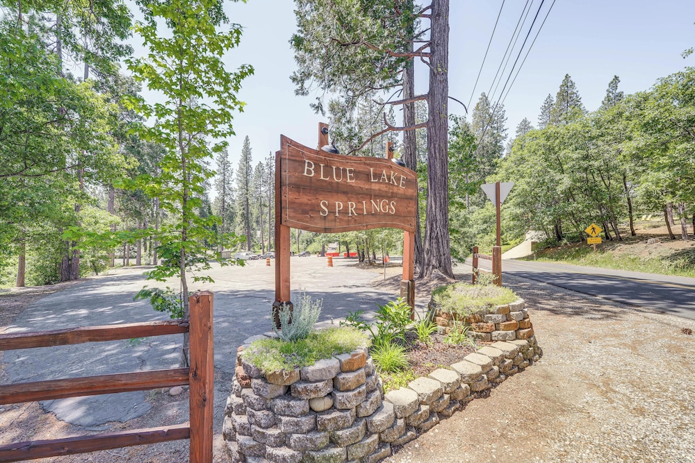 Sleek Blue Lake Springs Retreat w/ Deck & Yard!