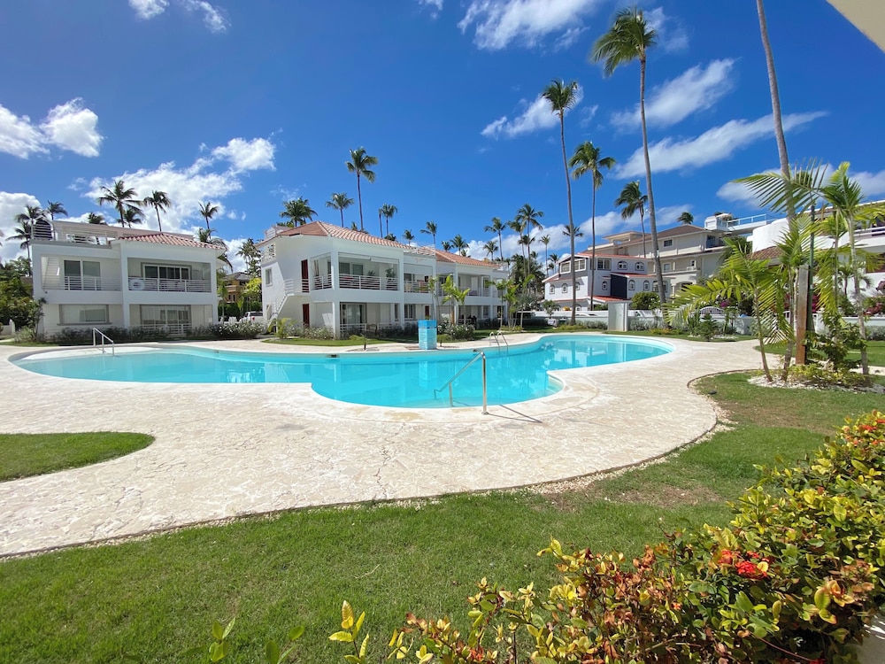 TROPICAL VILLAS playa LOS CORALES