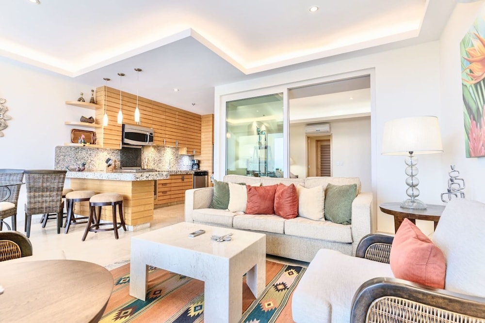 Anana El Dorado 203 Condo With Lake Views Pool