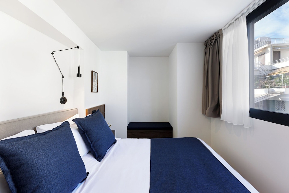 MoRe by Zoia Living