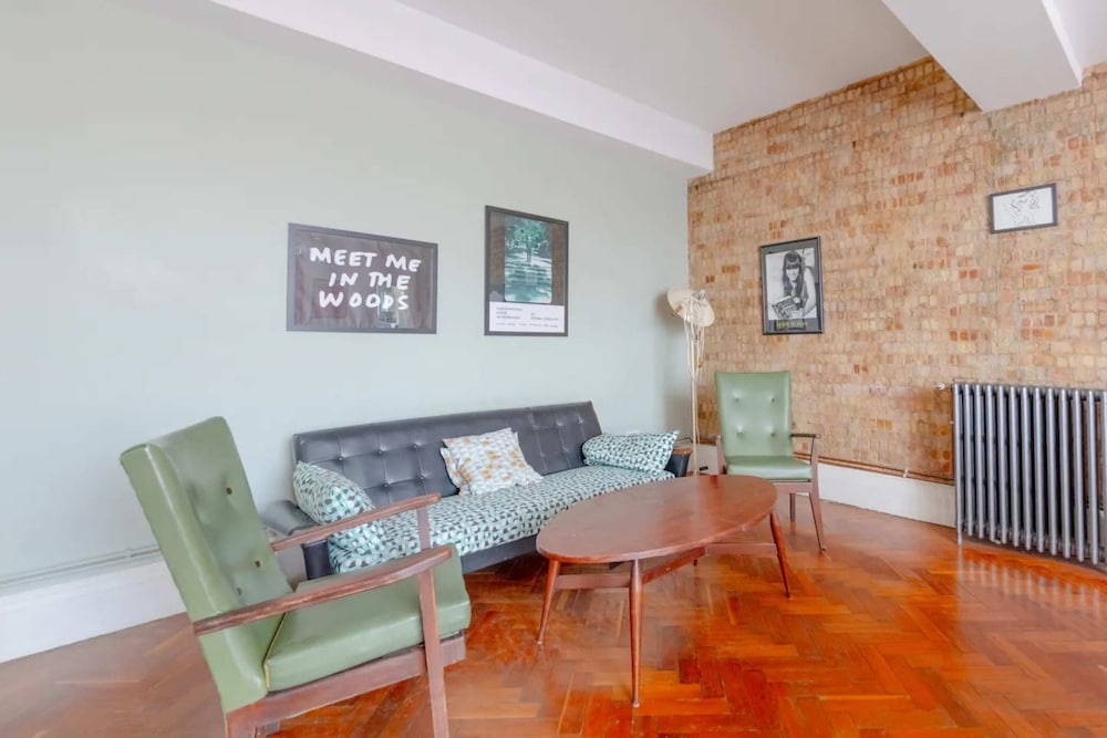 Stylish & Welcoming 3BD Flat - Stoke Newington