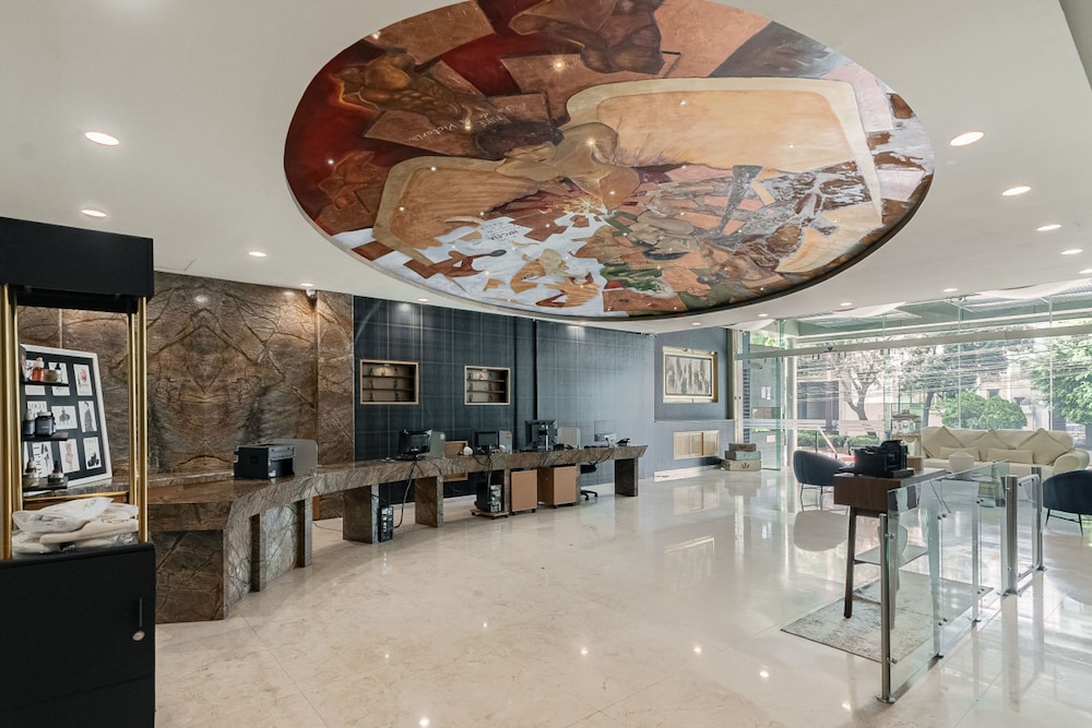 The Urban Muse Suite photo 3