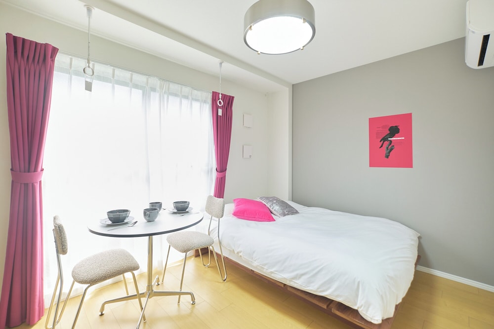 Luigo Setagaya by Tranova