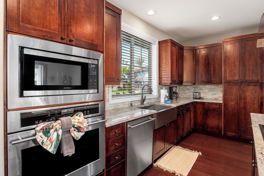 Hawaiian Unit - Outdoor Private Pool - Central AC - Vrkcv