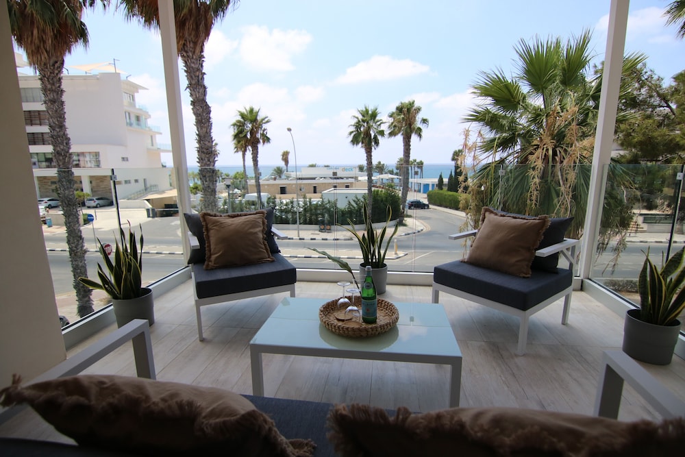 Phaedrus Living: Seaside Luxury Flat Limnaria 152 view 5