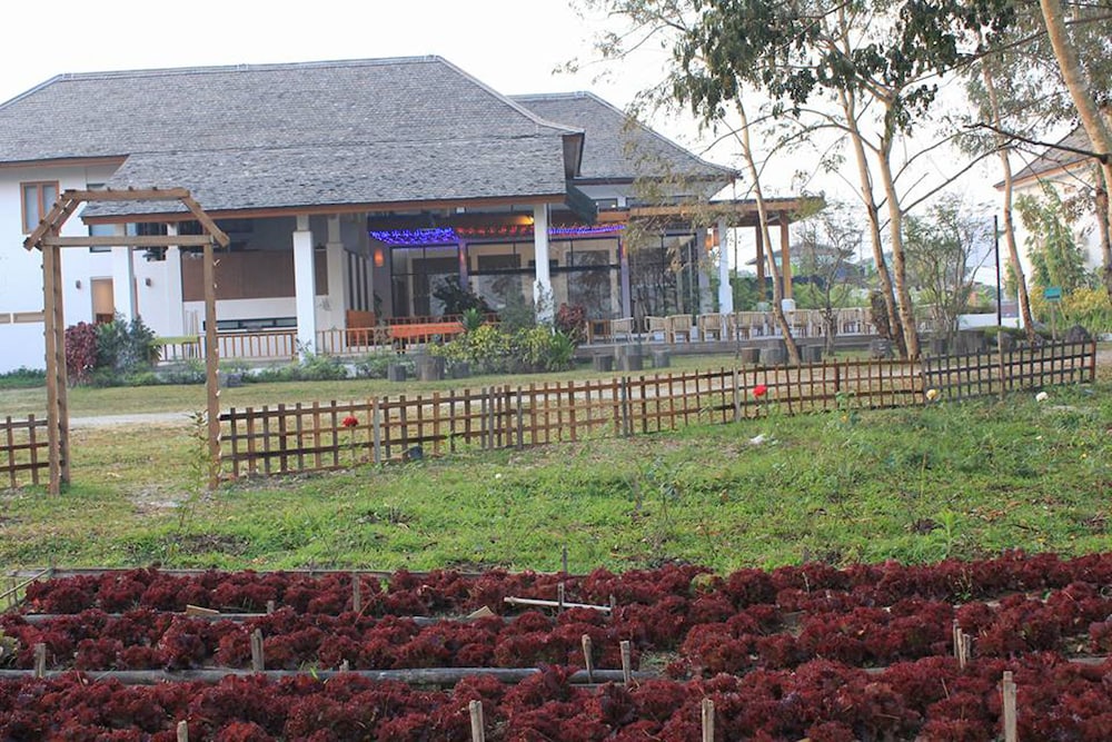 Mount Inle Hotel & Resorts