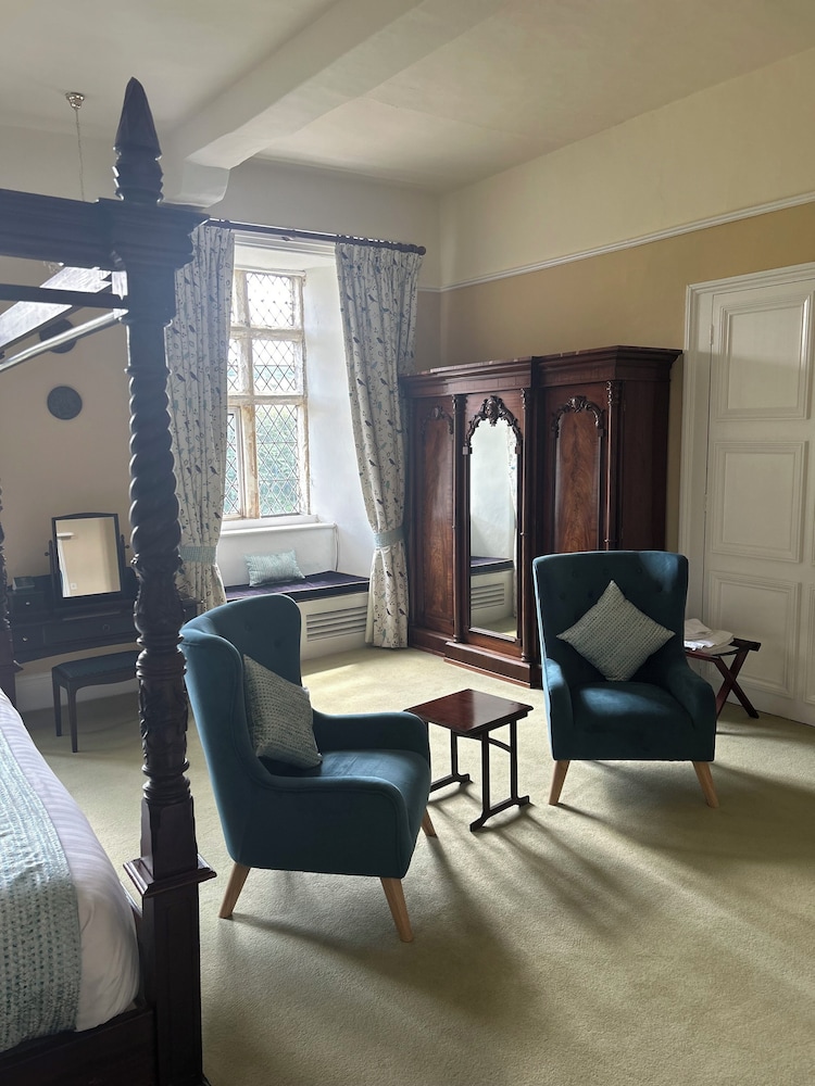 Moresby Hall