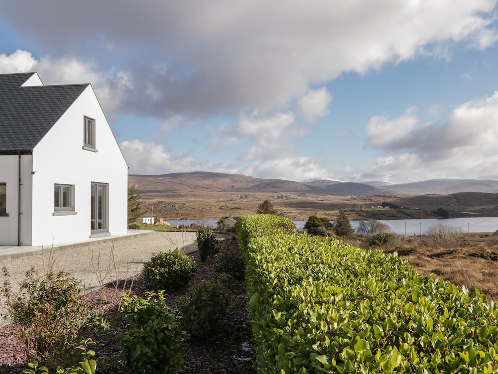 Moorhen House