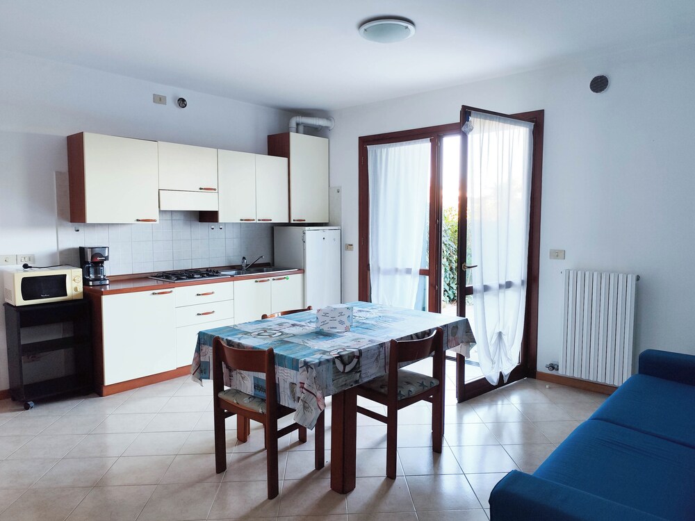Apartment With Terrace and Pool