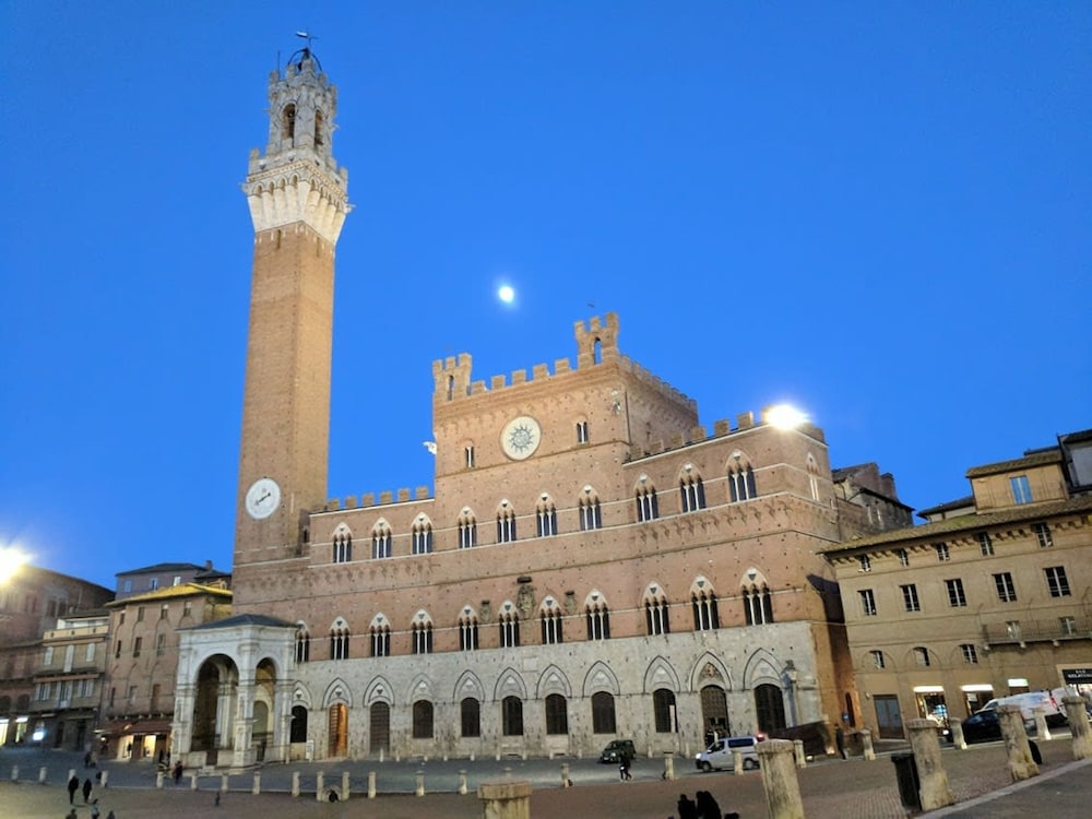Penthouse in Siena s Heart With Elevator Parking