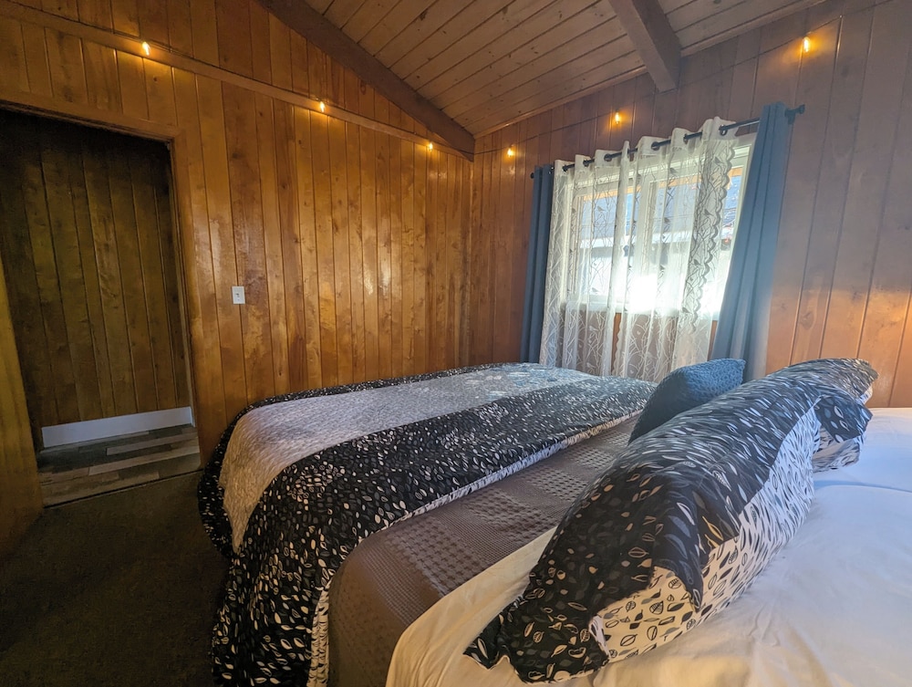 Feather Nest Inn