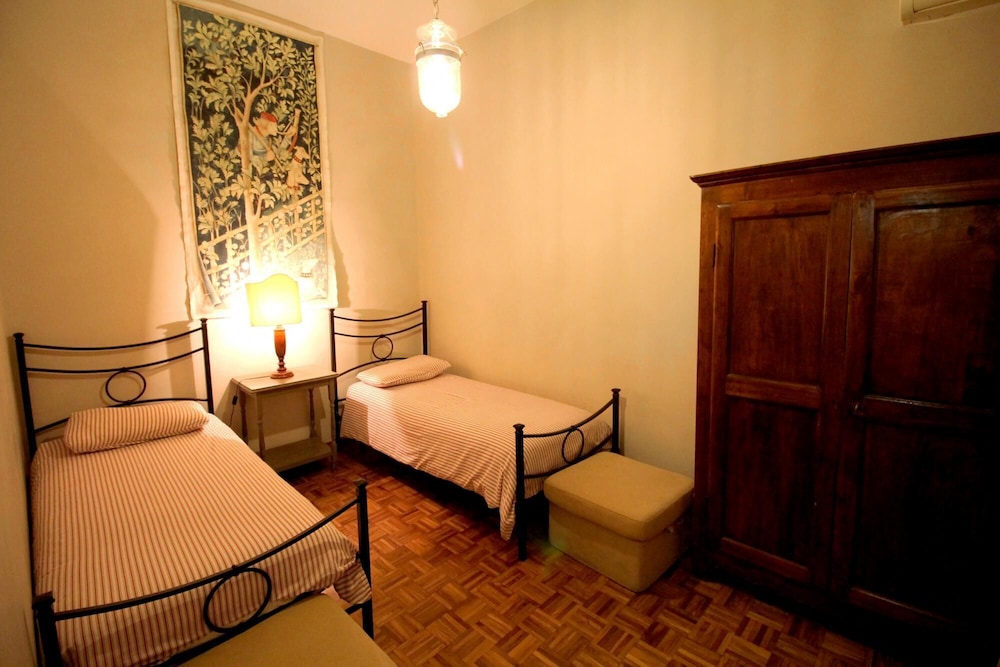 Via Giulia Wonderful Apartment