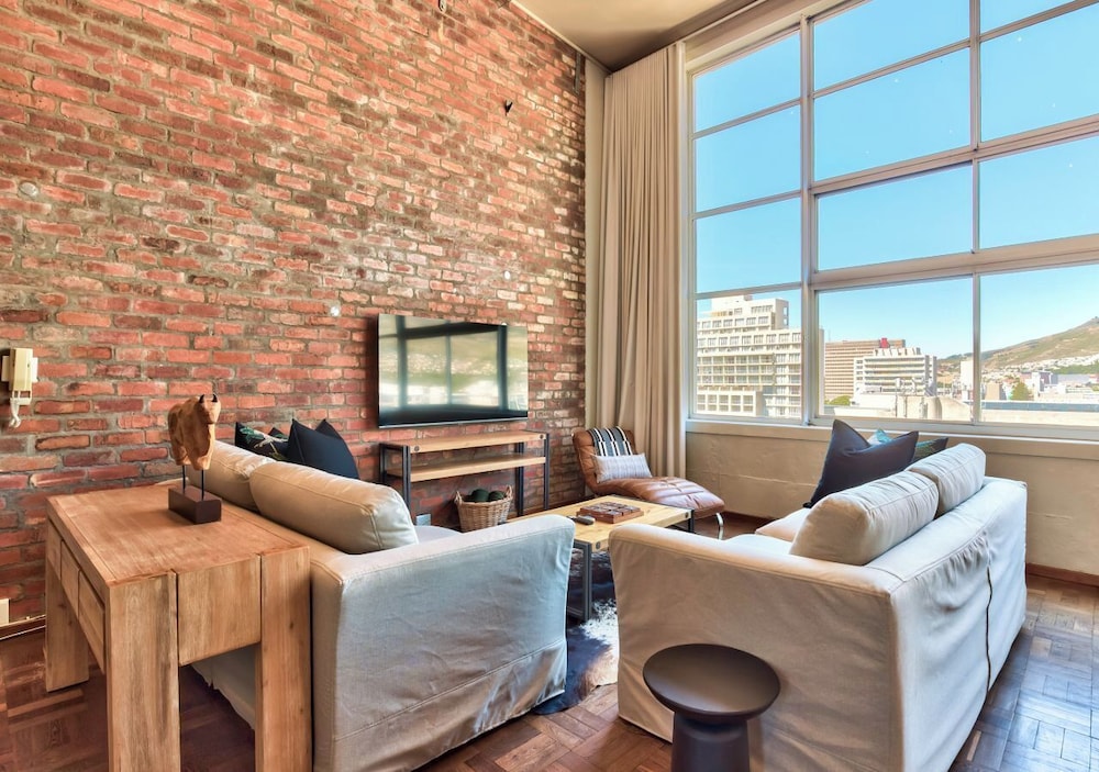 West Side Studios Mountain View Loft