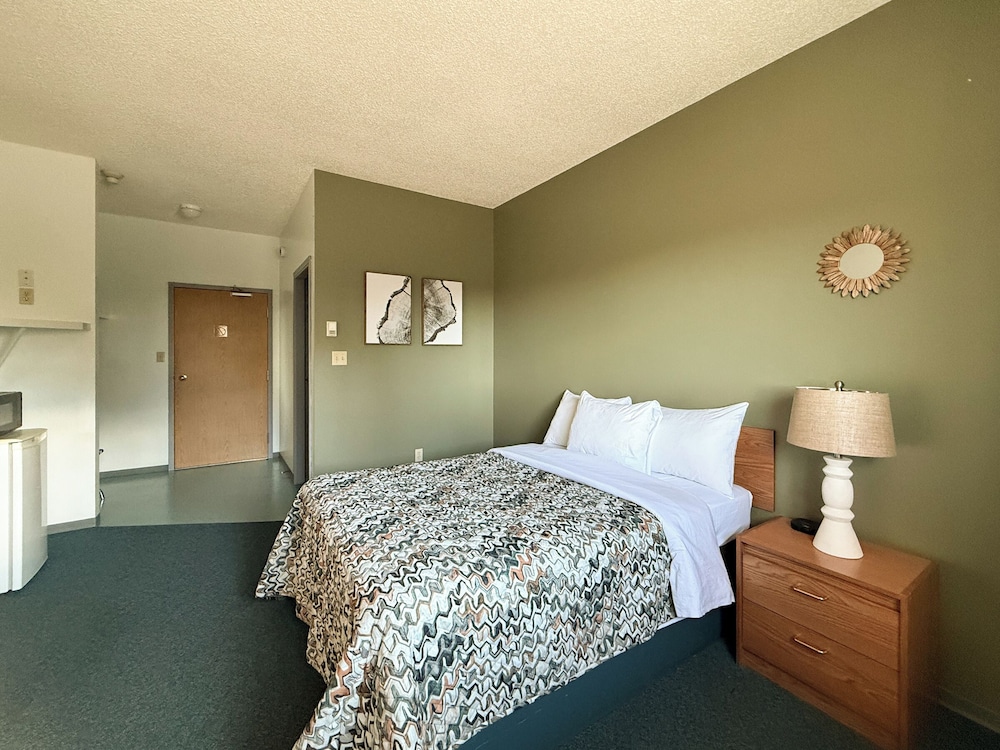 The Trail Inn Lucky Lake SK