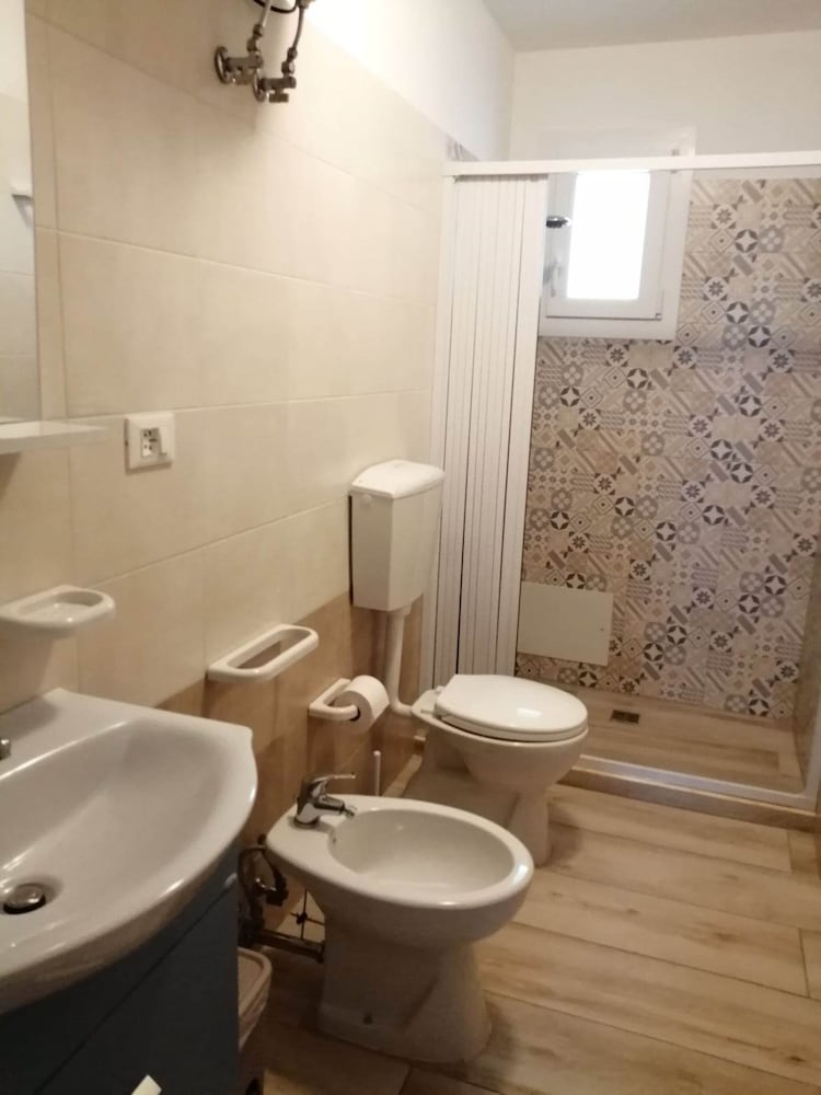 Nice Two-room Apartment Giusy view 3