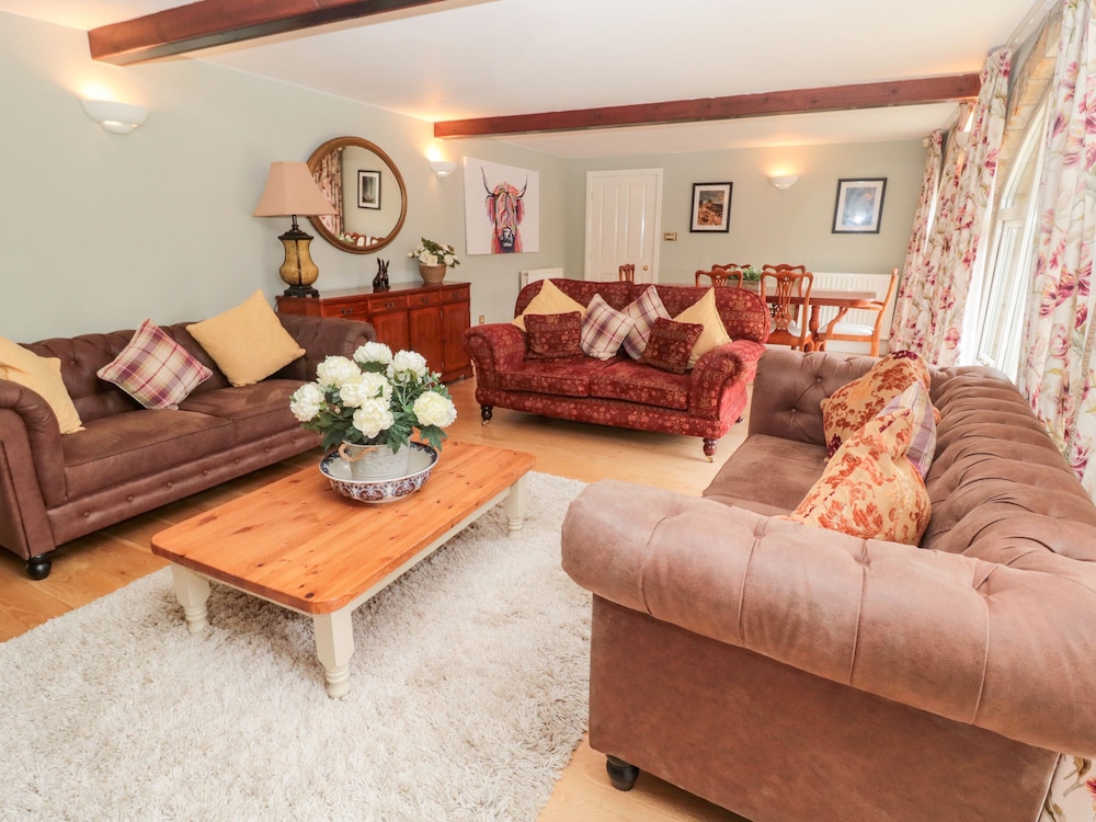 The Steadings view 3