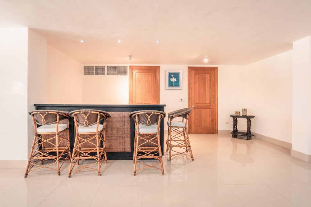 Wonderful Villa w Style at Colinas Casa de Campo view 2