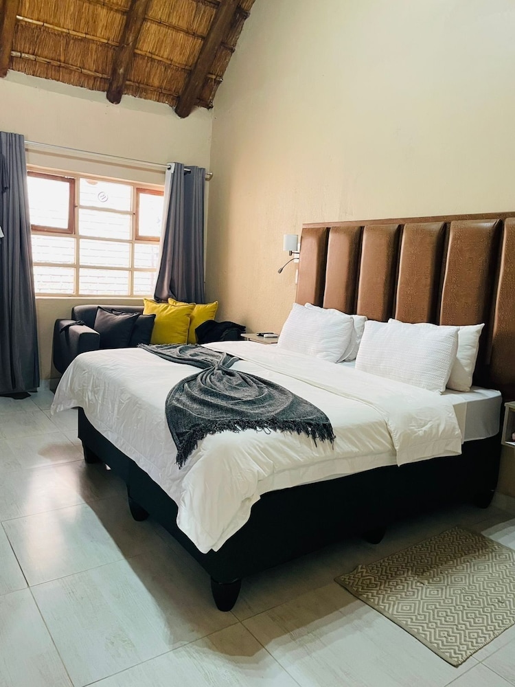 Pan African Safari Lodge
