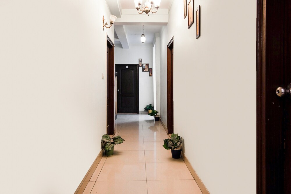 OYO 457 Hotel Mittal Residency