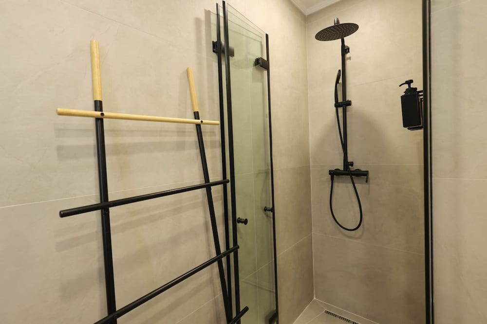 Grandstay Apartments 001
