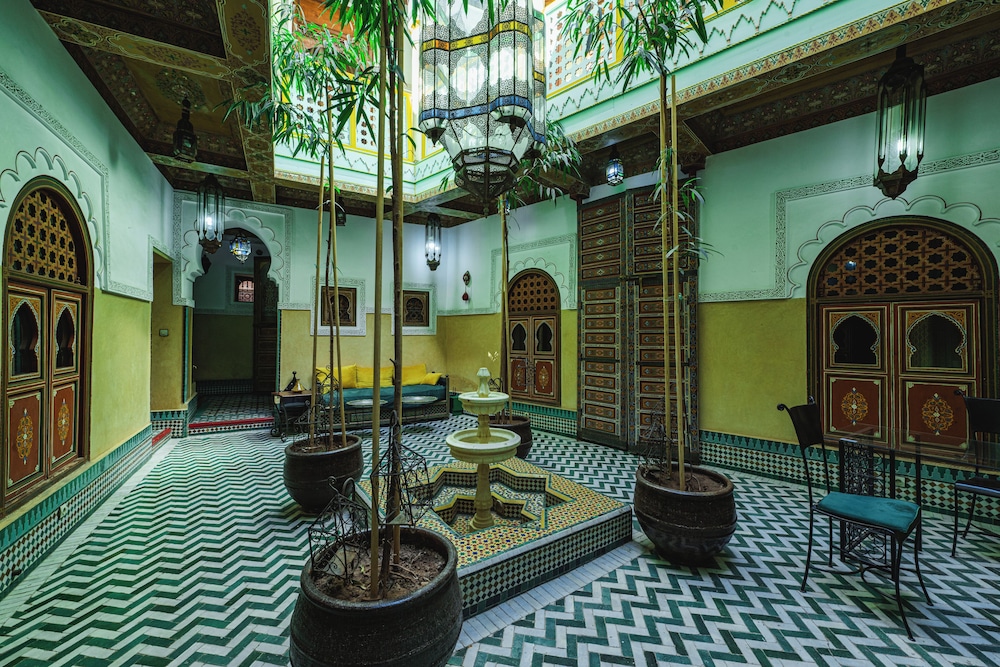 Maison Do